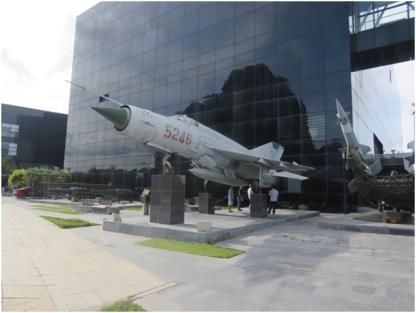 Máy bay MiG-21 trưng bày tại Bảo tàng Quảng Ninh