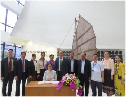 Phó Chủ tịch nước CHDCND Lào tham quan Bảo tàng Quảng Ninh