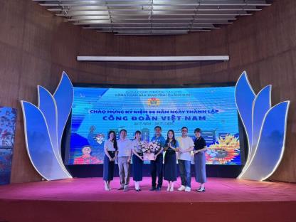 “Bữa cơm Công đoàn”  Ấm tình đồng chí, gắn kết tập thể